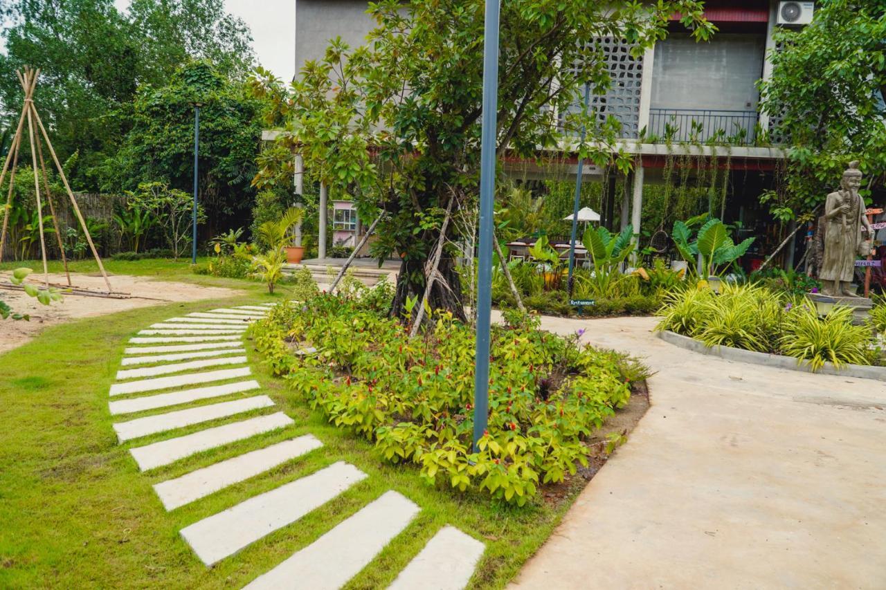 Kampot Tropical Village Bagian luar foto